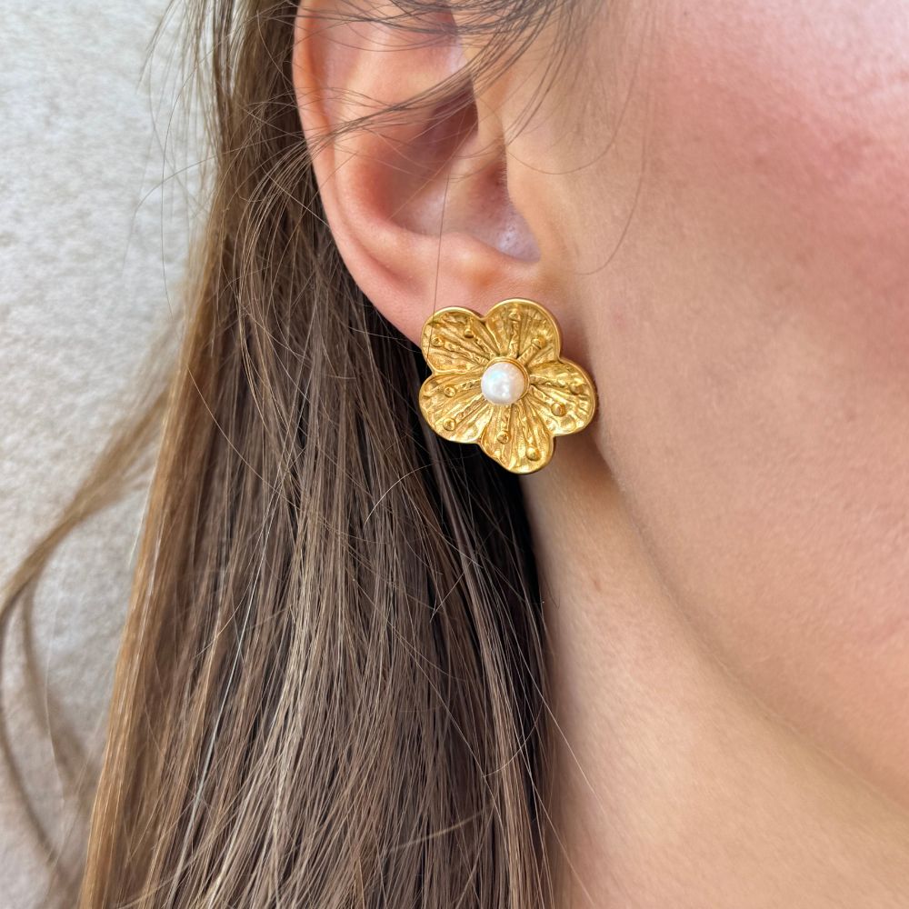 blomster øreringe med perle