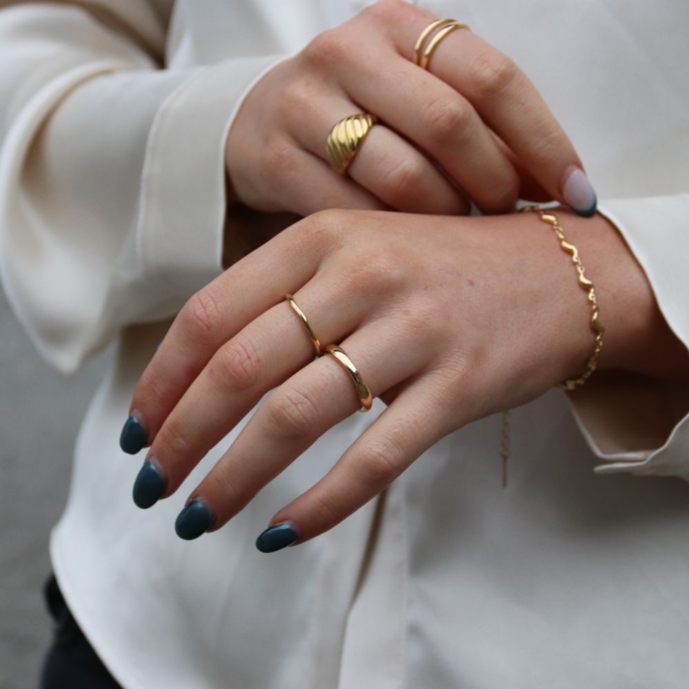 Bølge Wave Ring 4mm 14K Guldbelagt - Global Urban Jewelry