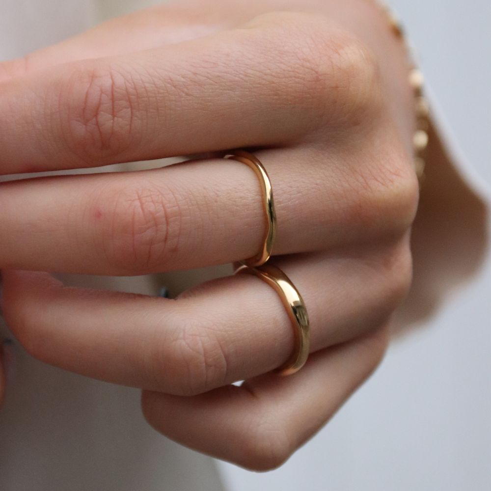 Bølge Wave Ring 4mm 14K Guldbelagt - Global Urban Jewelry