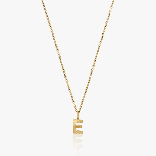 Flower Bogstavs Halskæde 14K Guldbelagt - Global Urban Jewelry