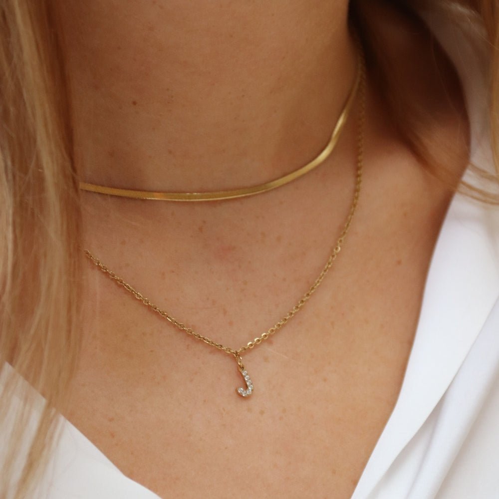 Krystal Bogstavs Halskæde 14K Guldbelagt - Global Urban Jewelry