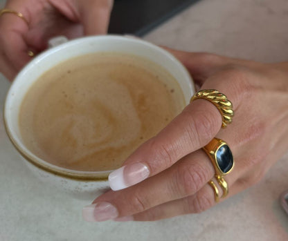 Vintage Croissant Ring 14K Guldbelagt - Global Urban Jewelry