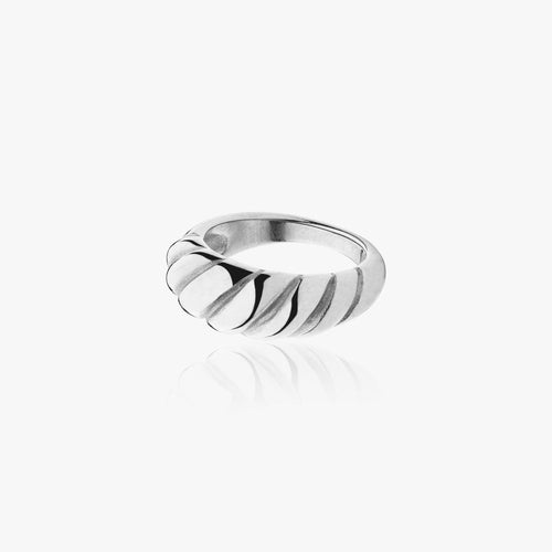 Vintage Croissant Ring Silver Plated
